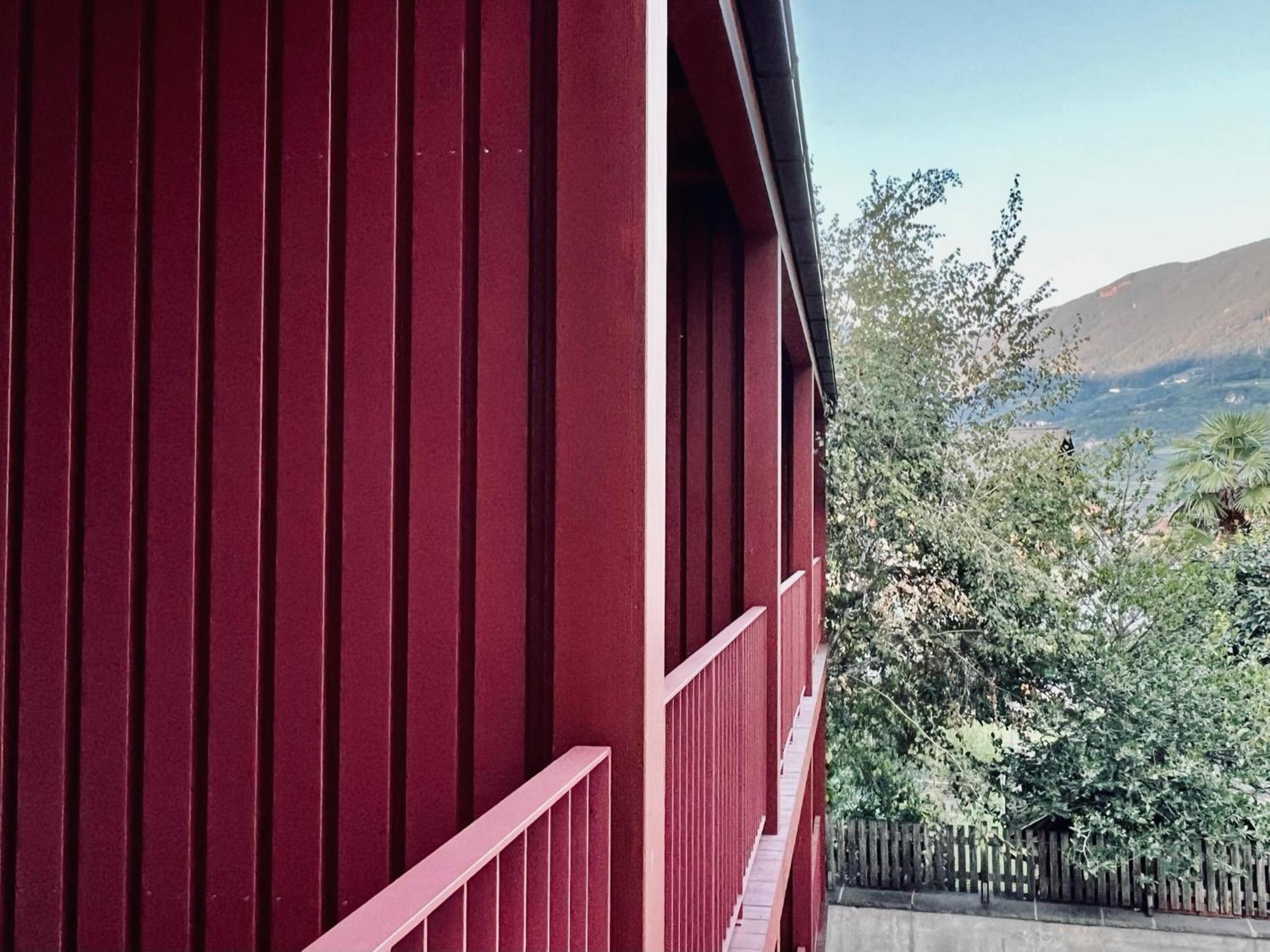 Haus Noldin - Historische Herberge - Dimora Storica Salorno Luaran gambar